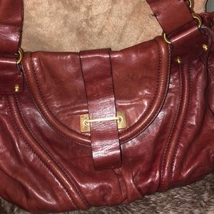 Red Luana Shoulder Bag 💼